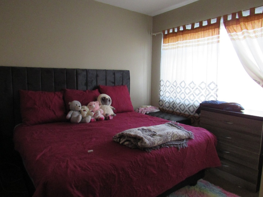 2 Bedroom Property for Sale in Pellissier Free State